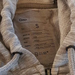 Gap hoody
